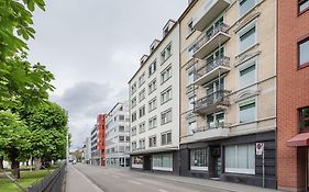 VISIONAPARTMENTS Militärstrasse - self check-in